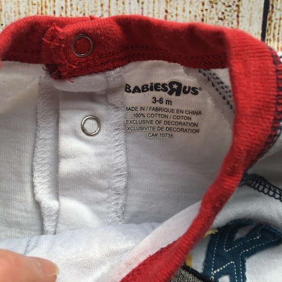 5/$15  Truck Long Sleeve Onesie size 3-6 months - Picture 3 of 3